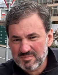 Dr. Edilson Benedito de Castro