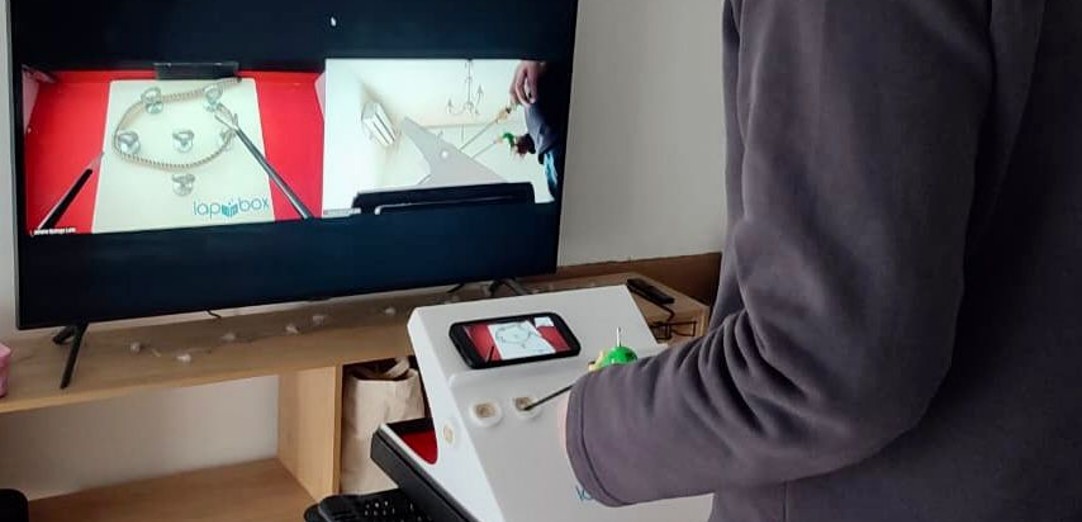 Curso de Simulación en Laparoscopía Básica con Tutorías